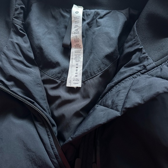 Lululemon insulated black bomber jacket. - Picture 2 of 5